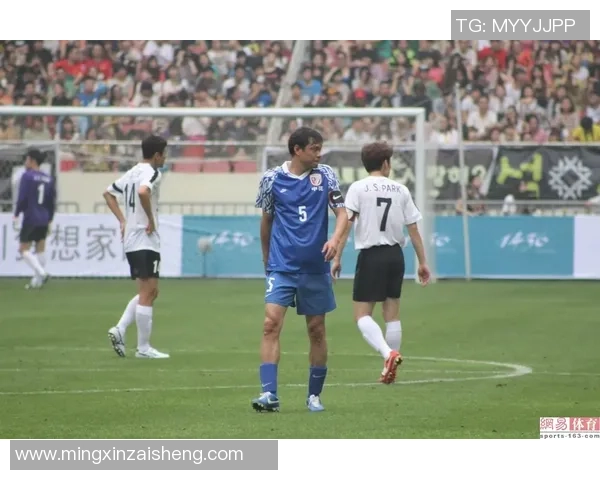 足球明星如何在繁忙生活中找到理想伴侣的秘诀与挑战解析